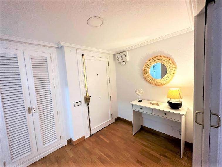 Rambla Apartment อาลิกันเต ภายนอก รูปภาพ